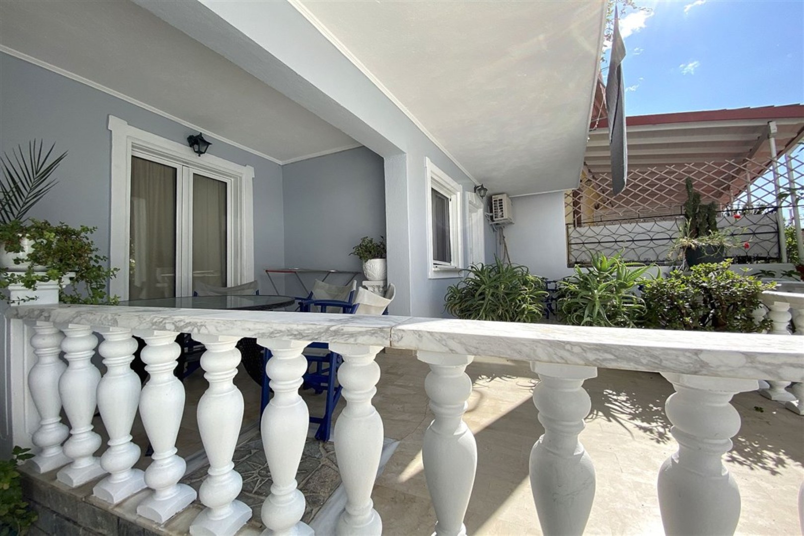 Vila Tousis