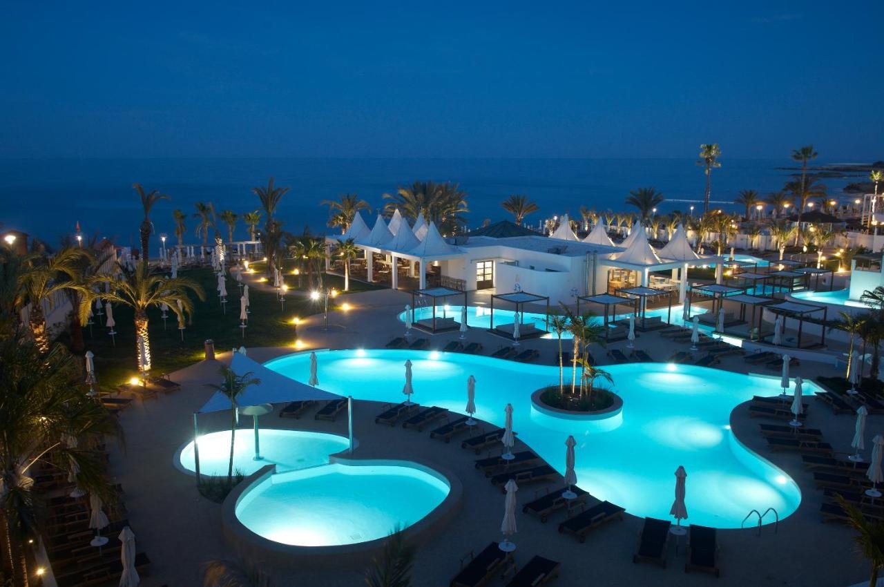 Sunrise Pearl Hotel & Spa