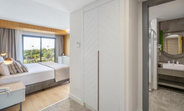 Diamond Deluxe Hotel & Spa