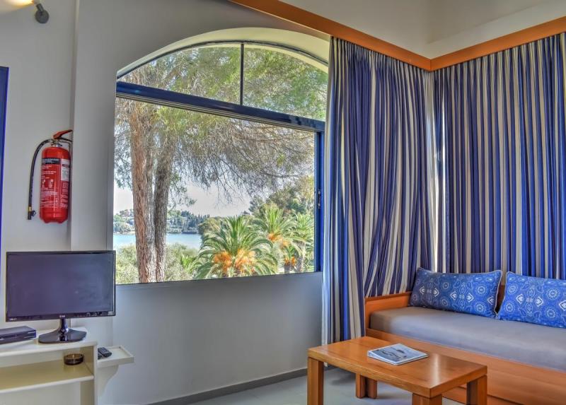 Govino Bay Aparthotel