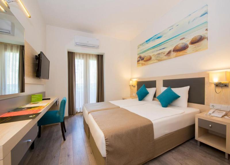 Aqi Pegasos Club Hotel