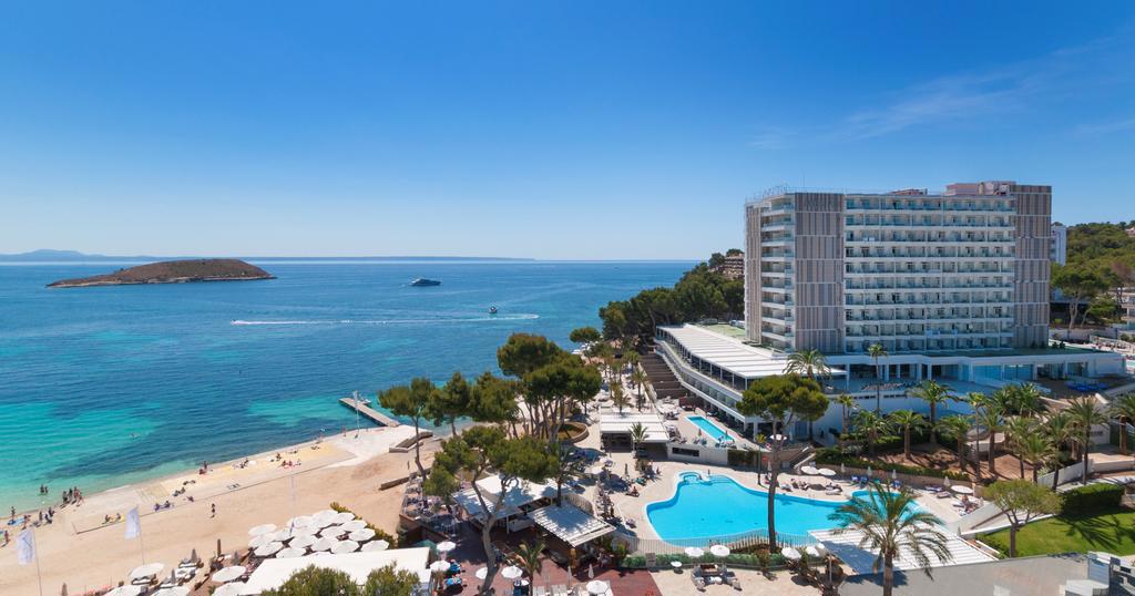 Melvia Calvia Beach