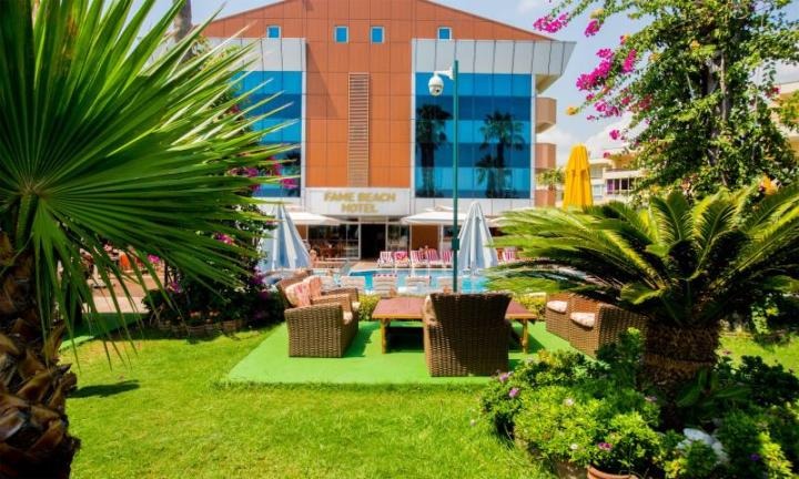 Fame Beach Hotel