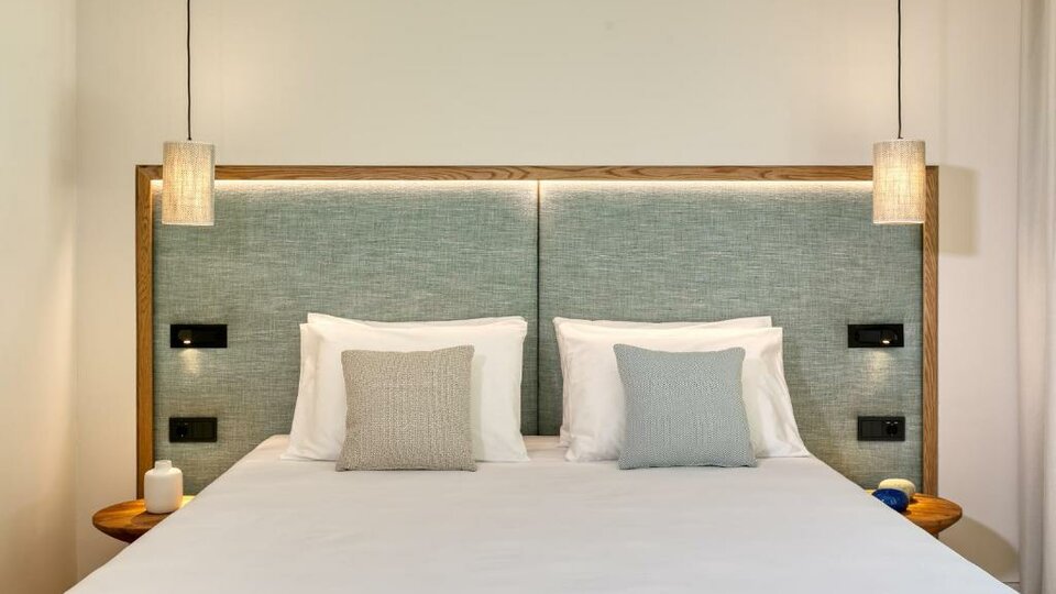 Vathi Cove Luxury Resort & Spa