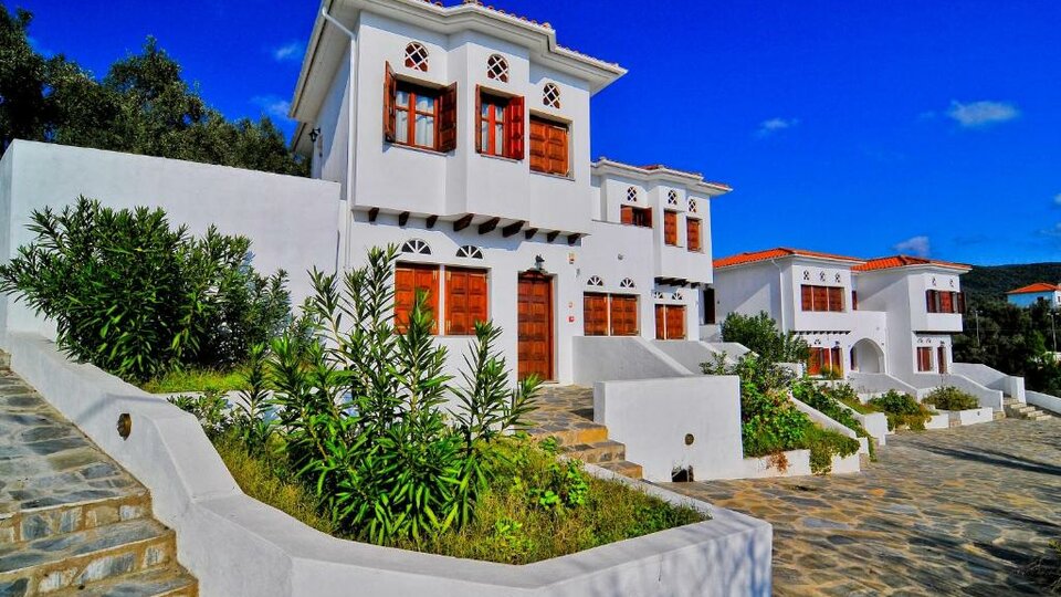 Leda Village Resort