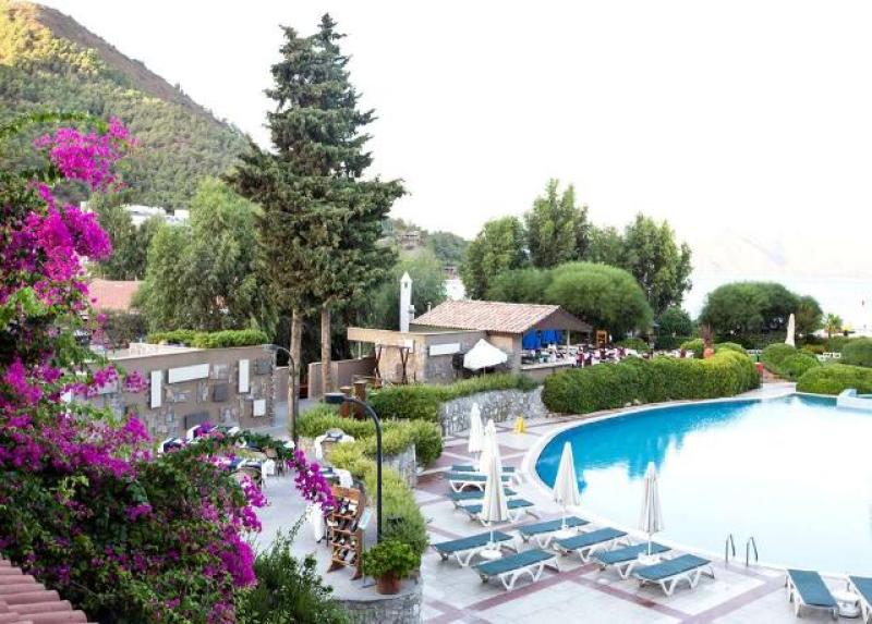 Marti La Perla Hotel