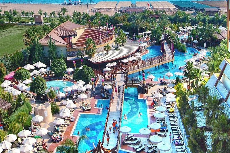 Royal Dragon Hotel