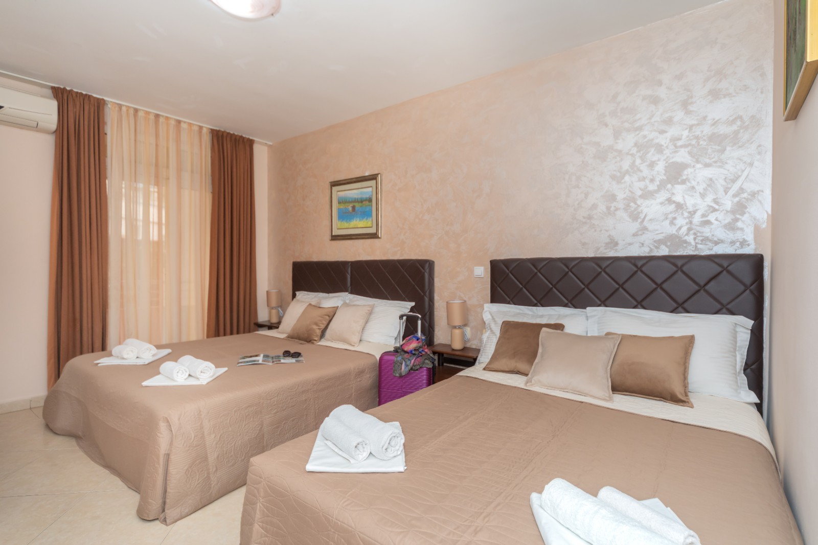 Apartmani Lara