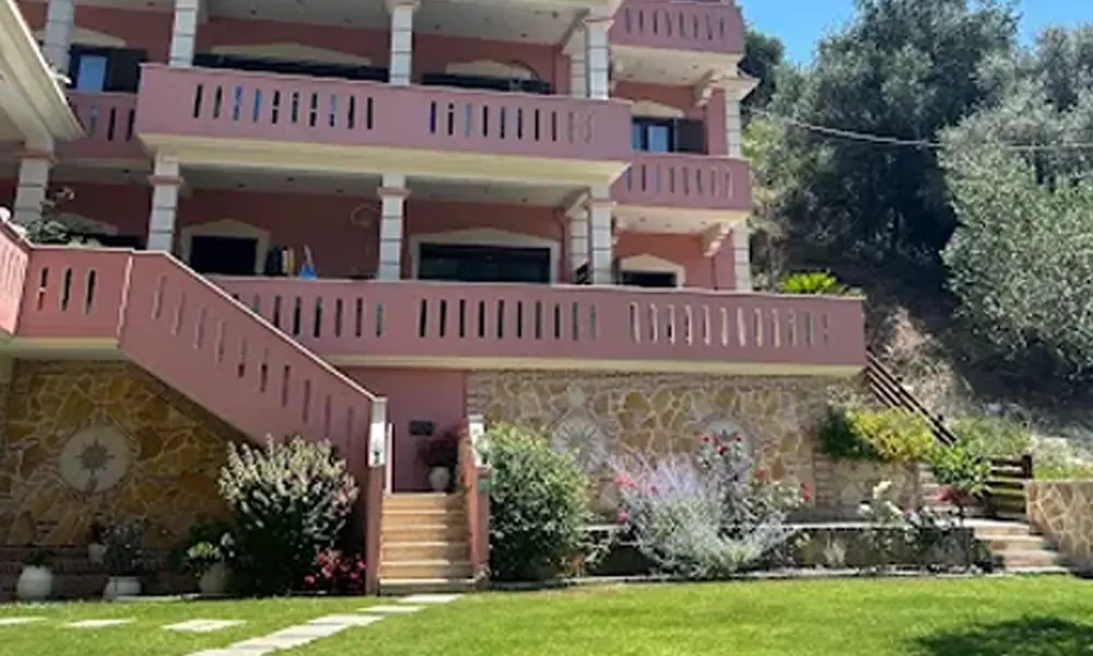 Pagiatakis Suites