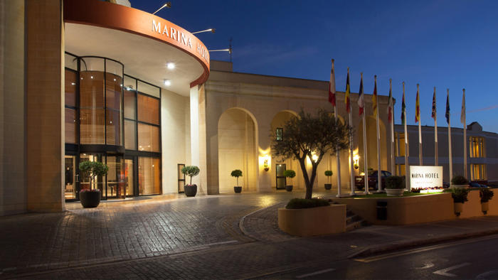 Hotel Verdi St Georges Bay Marina