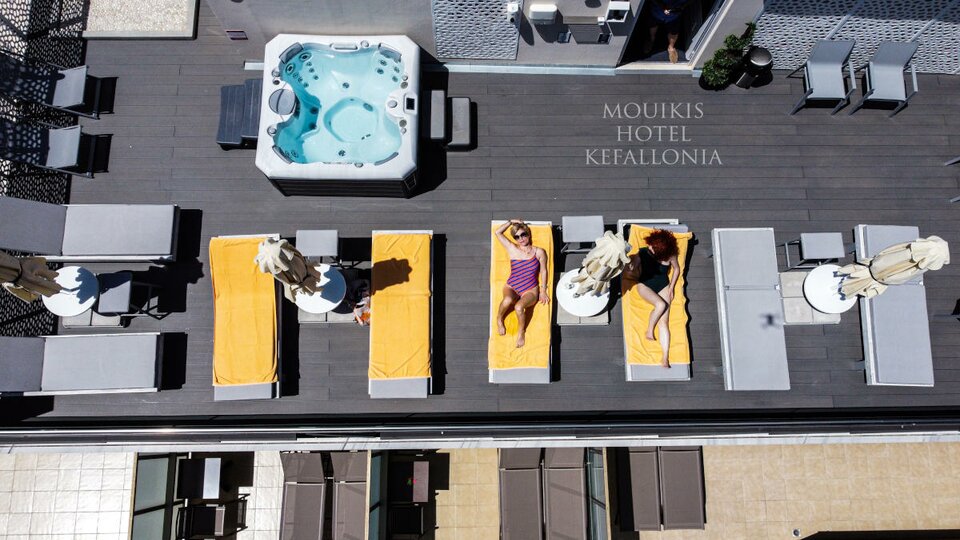 Mouikis Hotel