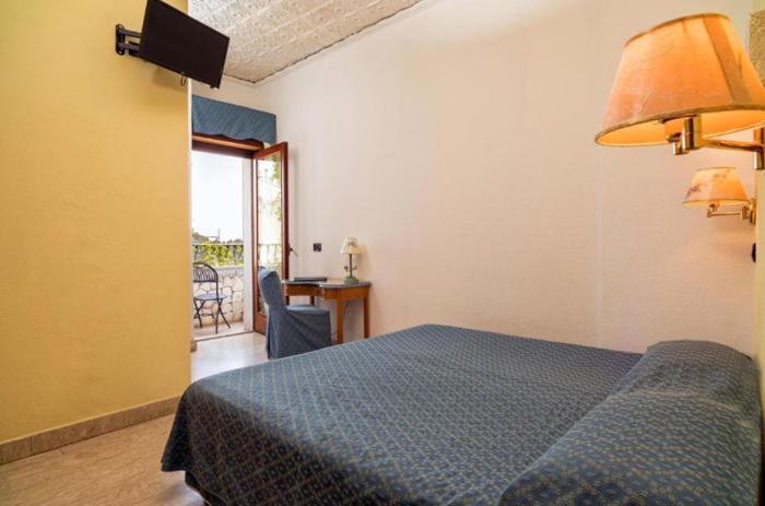 Vello Doro Art Hotel