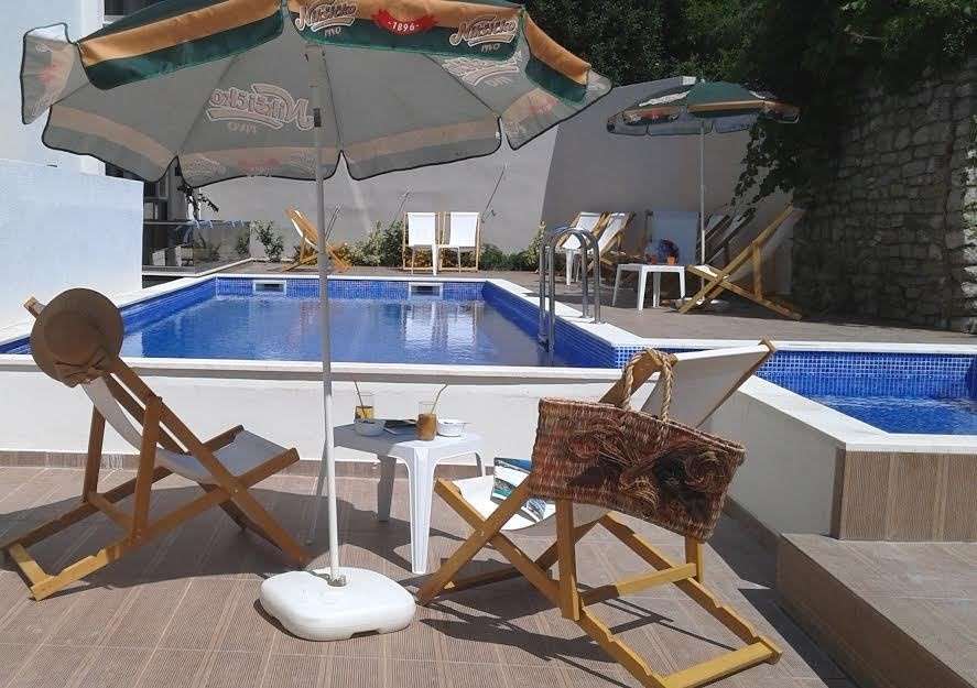 Apartmani Lara Lux