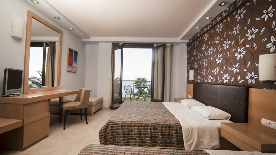 Mistral Hotel