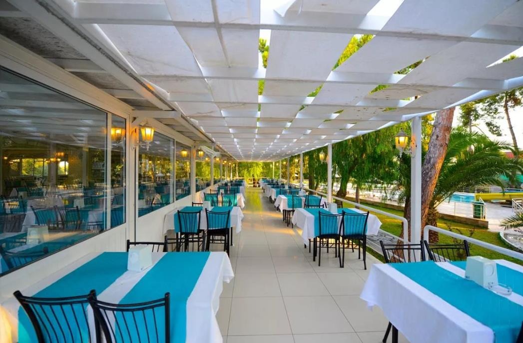 Flora Suites Hotel