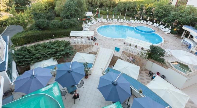 Aquamarine Hotel