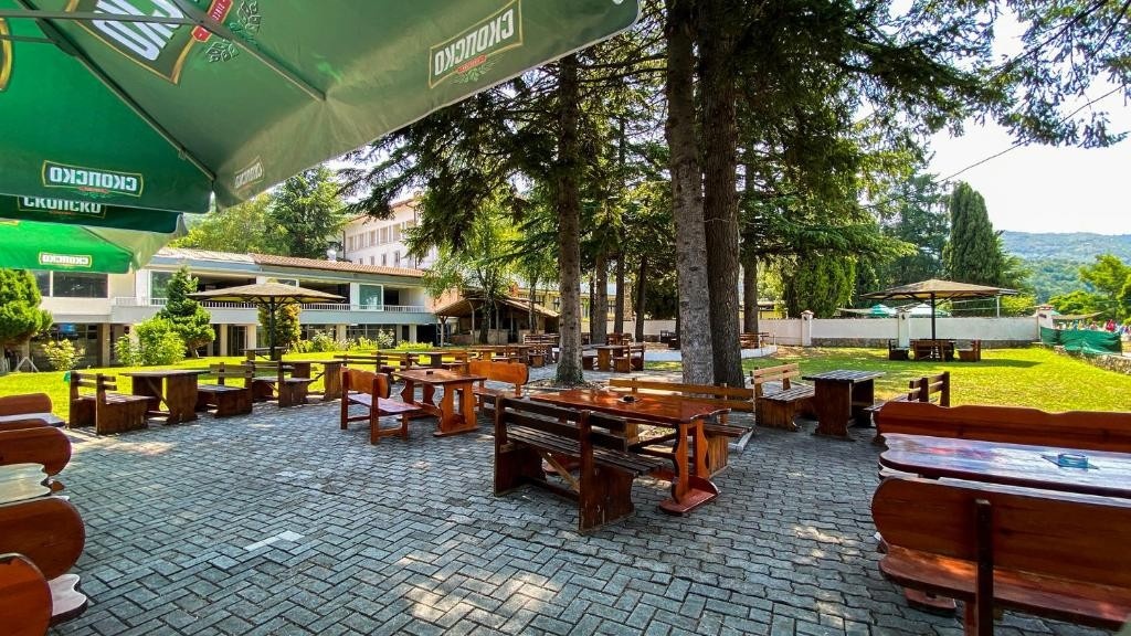Hotel Slavija Beach Resort
