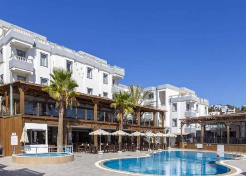 Smart Holiday Hotel