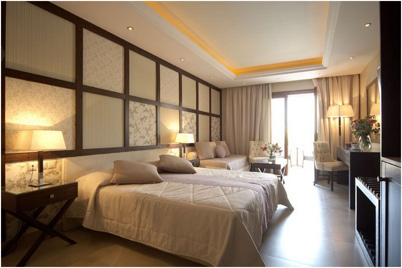 Theartemis Palace