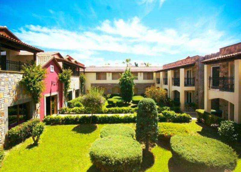 Tiana Beach Hotel