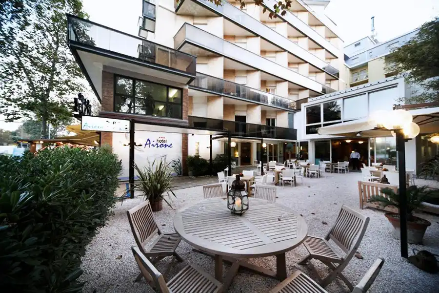 Hotel Airone