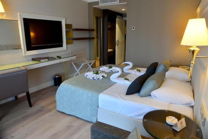 Fame Residence Kemer & Spa Hotel