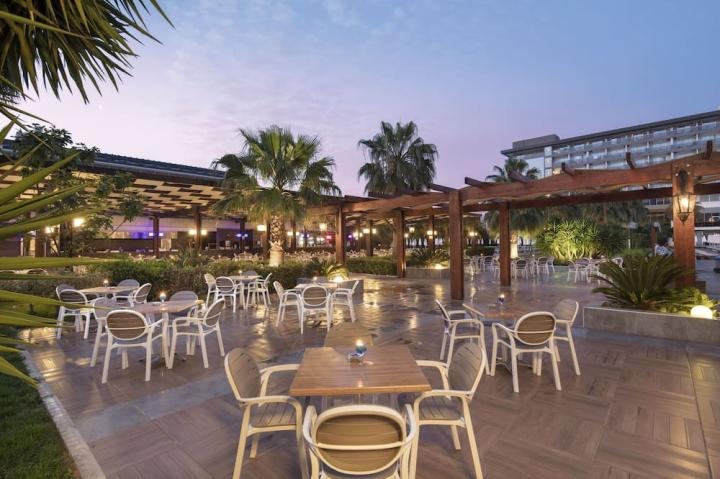 Hotel Royal Garden Beach