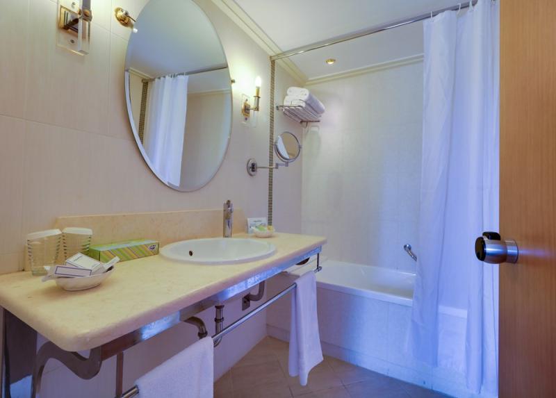 Aegean Melathron Thalasso & Spa Hotel