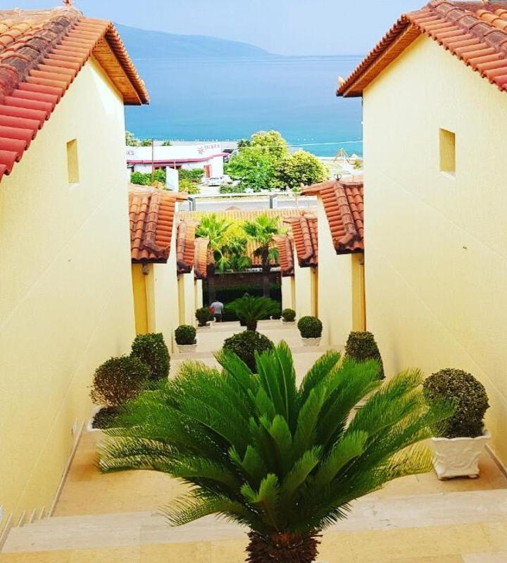Hotel Olympia Village