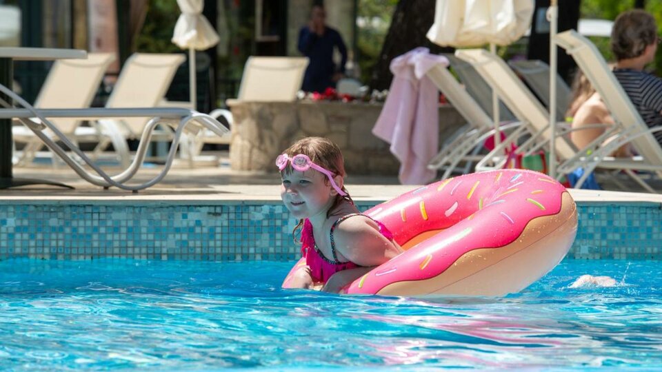 Hotel Lesse