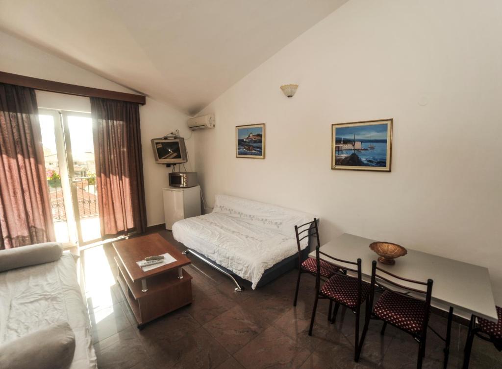 Apartmani Mijović