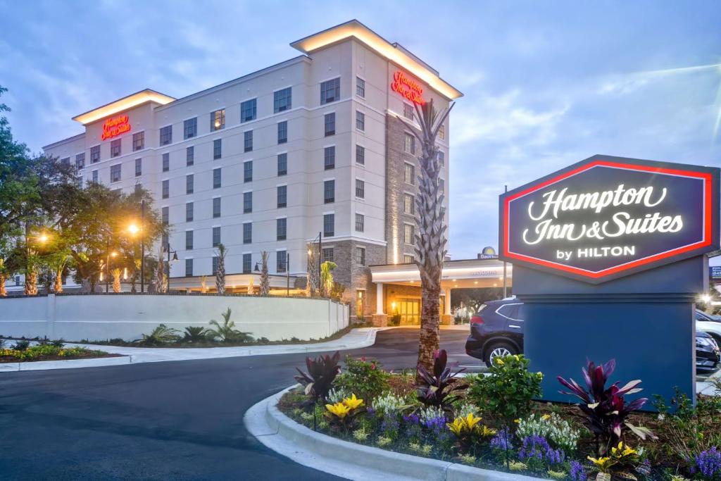 Hampton Inn & Suites Charleston
