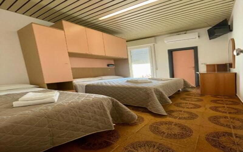 Hotel Adler