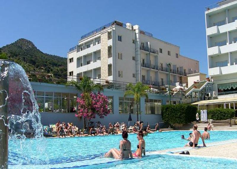 Santa Lucia Le Sabbie Doro Hotel