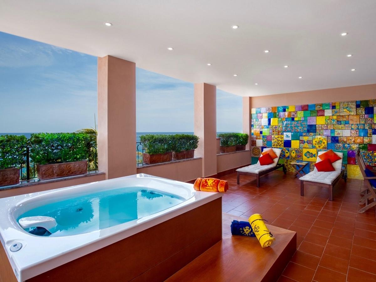 Hotel  Caparena