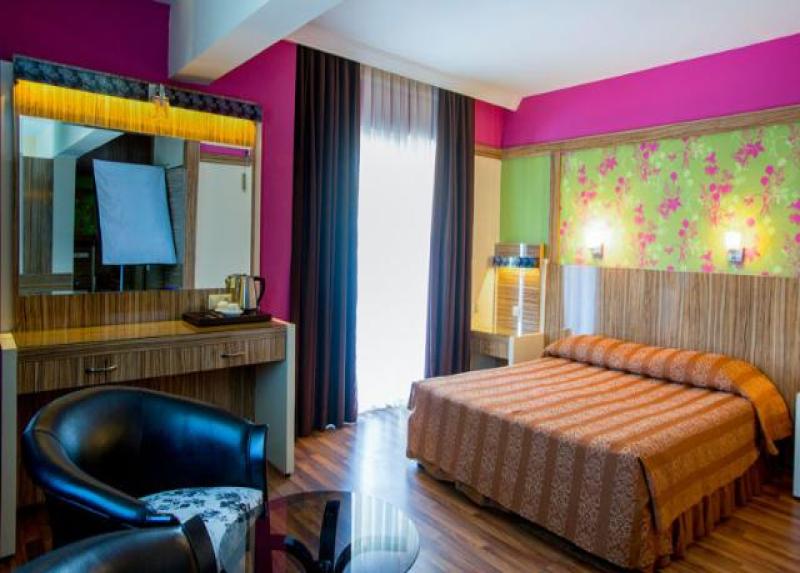 Fame Beach Hotel