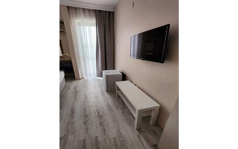 Minay Hotel
