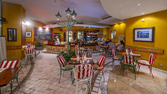 Hotel Verdi St Georges Bay Marina
