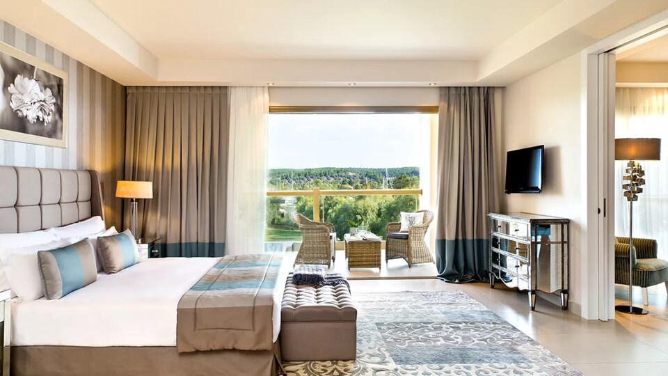 Hotel Sani Beach