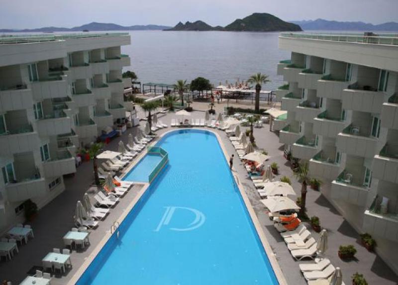 Dragut Point North Hotel
