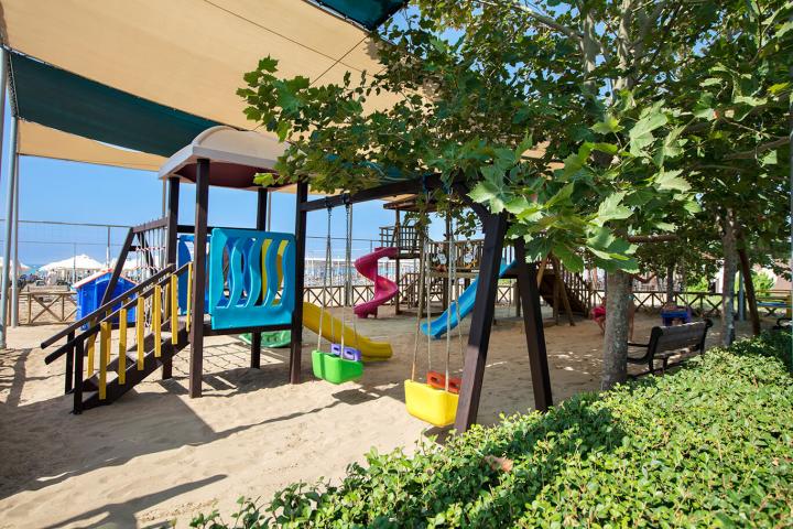 Trendy Verbena Beach