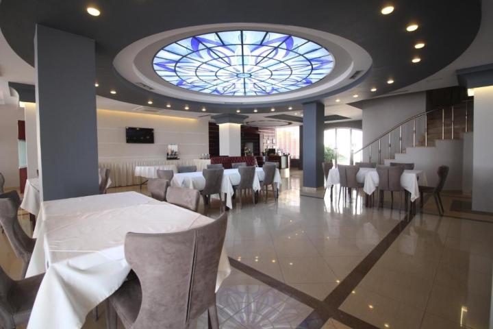 Hotel Saranda International