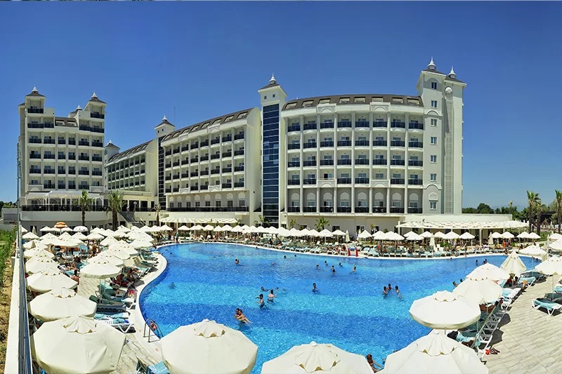 Lake & River Side Hotel & Spa