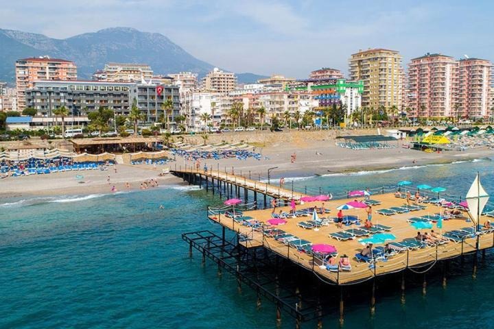 Senza Grand Santana Hotel