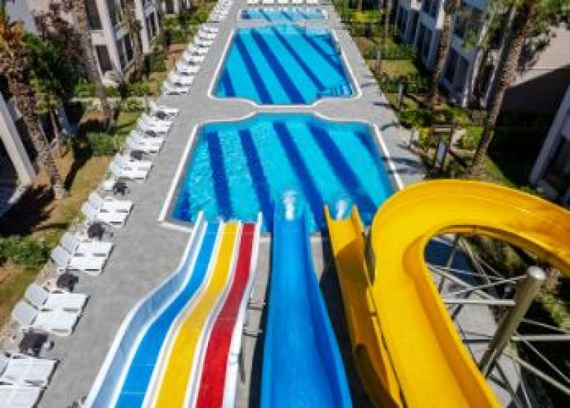 Seven Seas Gravel Select Hotel