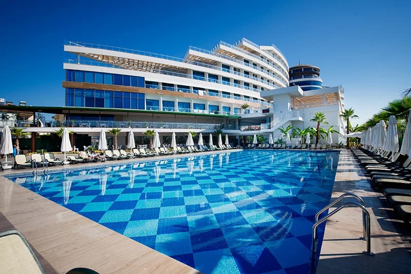 Raymar Resort Hotel