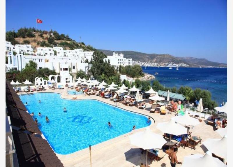 Azka Hotel