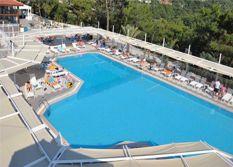 Nicholas Park Hotel