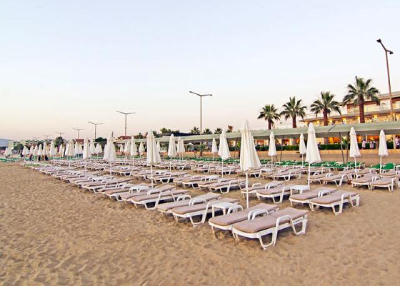 Kusadasi Palm Wings Beach Resort Hotel
