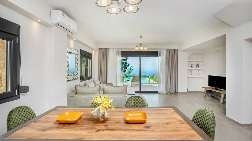 Epta Villas